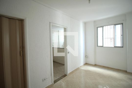 Sala de kitnet/studio para alugar com 1 quarto, 32m² em Vila Prudente, São Paulo