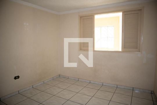 Quarto 2 de casa à venda com 6 quartos, 354m² em Vila Gustavo, São Paulo