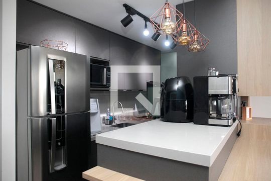 Cozinha + Área de Serviço de apartamento à venda com 2 quartos, 63m² em Jardim do Salso, Porto Alegre