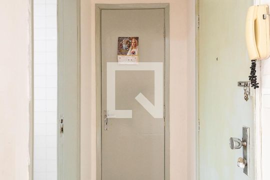 Entrada  de apartamento para alugar com 1 quarto, 60m² em Centro, São Bernardo do Campo
