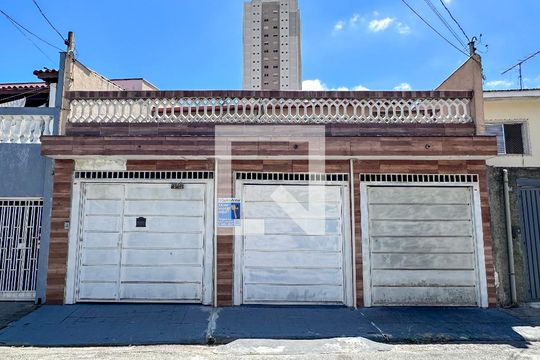 Fachada de casa à venda com 3 quartos, 221m² em Santo Amaro, São Paulo