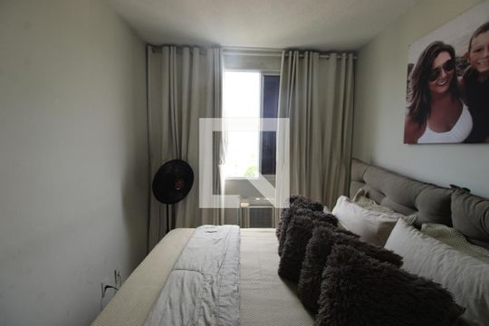 Quarto 1 de apartamento à venda com 2 quartos, 49m² em Parada de Lucas, Rio de Janeiro