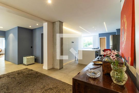 Sala de apartamento à venda com 3 quartos, 200m² em Higienópolis, São Paulo