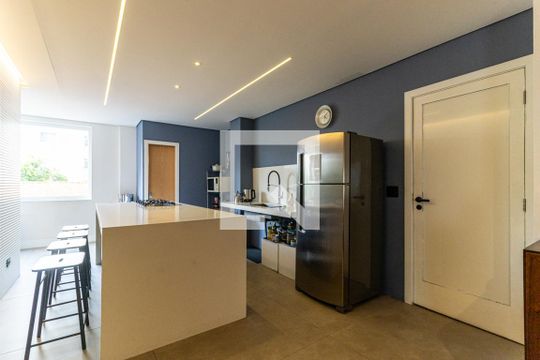 Cozinha de apartamento à venda com 3 quartos, 200m² em Higienópolis, São Paulo