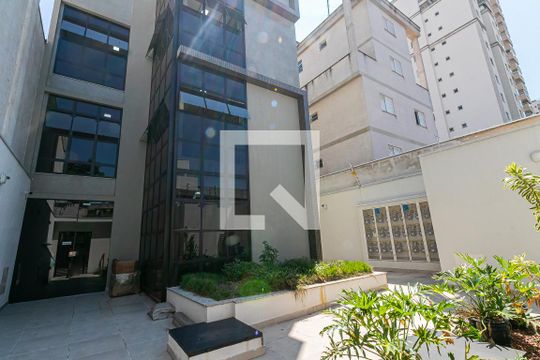Entrada de apartamento à venda com 2 quartos, 37m² em Chácara Califórnia, São Paulo