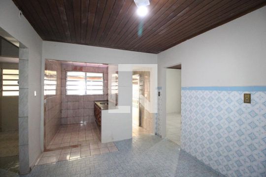 Cozinha de casa à venda com 2 quartos, 110m² em Vila Marieta, São Paulo