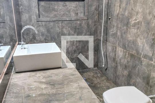 Banheiro 1 de casa à venda com 7 quartos, 455m² em Planalto, Belo Horizonte