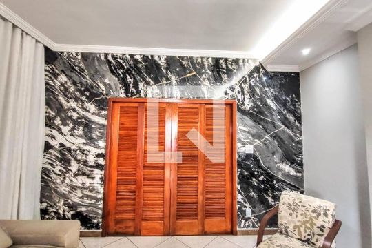 Sala de casa à venda com 7 quartos, 455m² em Planalto, Belo Horizonte