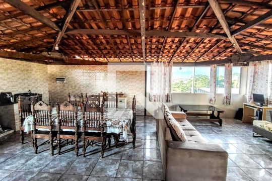 Área comum de casa à venda com 7 quartos, 455m² em Planalto, Belo Horizonte