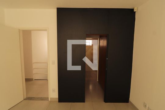 Suíte 1 de casa para alugar com 3 quartos, 140m² em Setor Leste Universitário, Goiânia