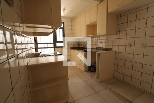 Cozinha de casa para alugar com 3 quartos, 140m² em Setor Leste Universitário, Goiânia