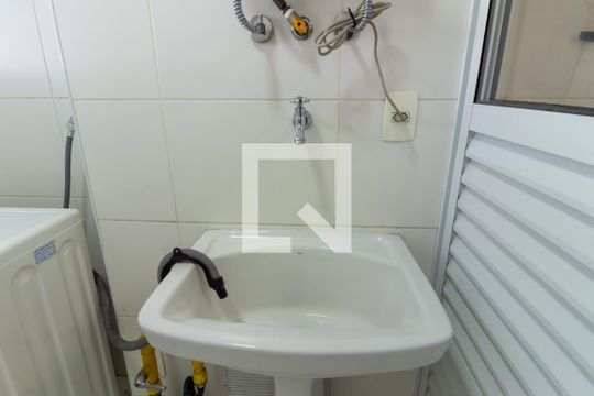 Área de Serviço de apartamento para alugar com 2 quartos, 66m² em Melville Empresarial I E Ii, Barueri