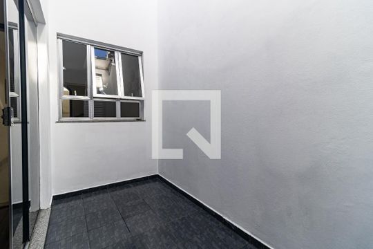 Jardim de Inverno da Sala de casa à venda com 3 quartos, 200m² em Jardim Santa Cruz (sacoma), São Paulo