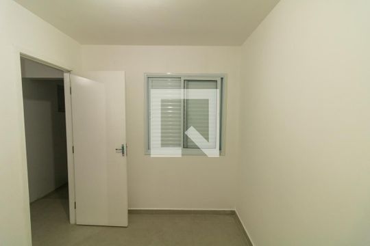 Quarto 1 de apartamento à venda com 2 quartos, 40m² em Parque Paineiras, São Paulo