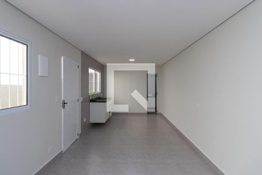 Sala/Cozinha de casa para alugar com 1 quarto, 45m² em Vila Gustavo, São Paulo