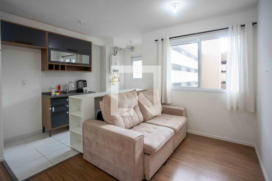 Apartamento para alugar com 2 quartos, 45m² em Piraporinha, Diadema