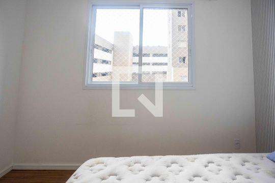 Quarto 1 de apartamento para alugar com 2 quartos, 45m² em Piraporinha, Diadema