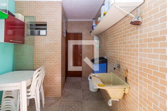Área de Serviço de casa à venda com 3 quartos, 300m² em Vila Paulo Silas, São Paulo