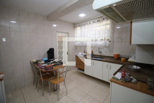 Cozinha de casa à venda com 2 quartos, 70m² em Penha, Rio de Janeiro