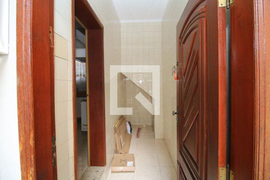 Entrada dos fundos de casa à venda com 2 quartos, 70m² em Penha, Rio de Janeiro