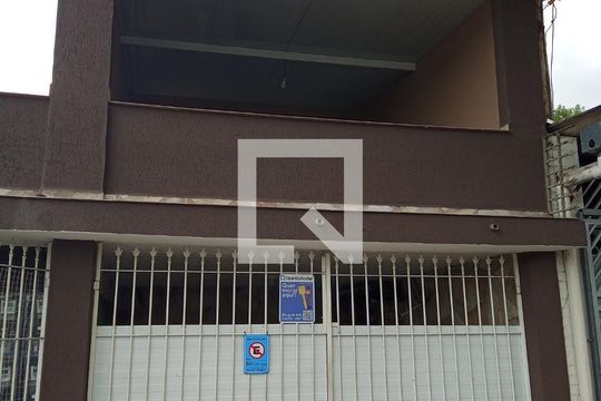 Fachada de casa para alugar com 1 quarto, 34m² em Chácara Belenzinho, São Paulo
