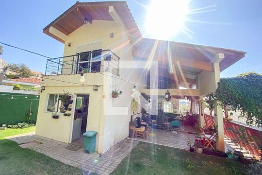 Casa à venda com 3 quartos, 350m² em Vila Romana, São Paulo