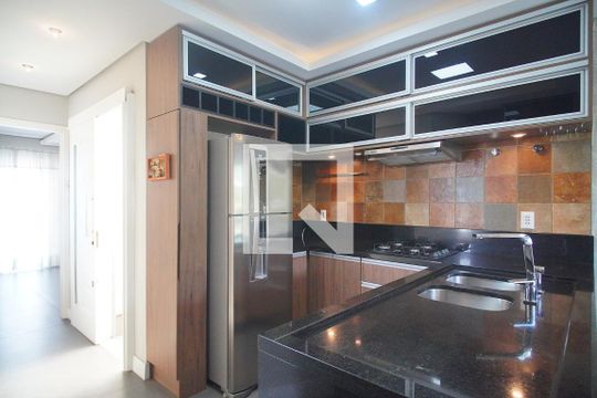 Cozinha de apartamento para alugar com 2 quartos, 89m² em Boa Vista, Novo Hamburgo