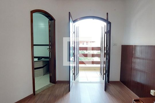 Dormitorio de casa à venda com 3 quartos, 292m² em Jardim Las Vegas, Santo André