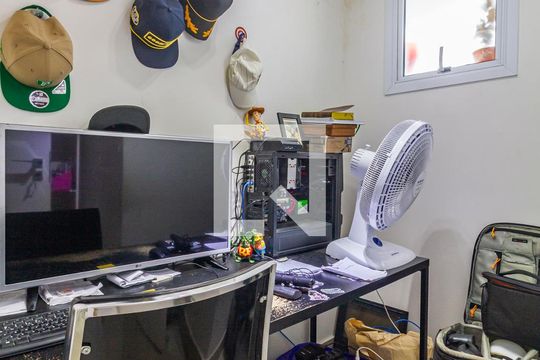 Escritório de apartamento à venda com 2 quartos, 82m² em Vila Romana, São Paulo