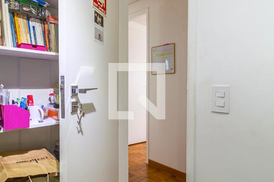 Escritório de apartamento à venda com 2 quartos, 82m² em Vila Romana, São Paulo
