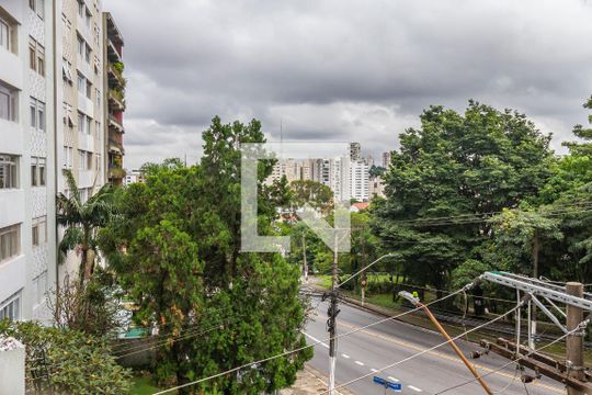 Vista de apartamento à venda com 2 quartos, 82m² em Vila Romana, São Paulo