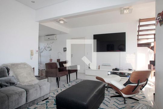 Sala 1 de apartamento para alugar com 3 quartos, 200m² em Auxiliadora, Porto Alegre