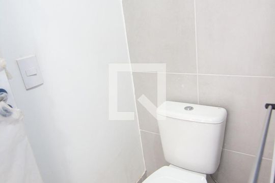 Banheiro de apartamento para alugar com 2 quartos, 47m² em Tatuapé, São Paulo