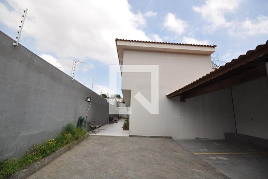 Área comum de casa de condomínio para alugar com 2 quartos, 72m² em Vila Nilo, São Paulo