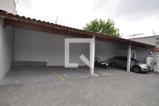 Garagem Coberta de casa de condomínio para alugar com 2 quartos, 72m² em Vila Nilo, São Paulo