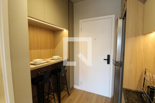 Cozinha de kitnet/studio para alugar com 1 quarto, 24m² em Vila Olímpia, São Paulo