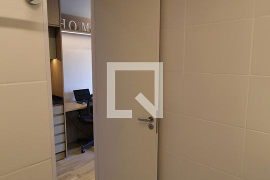 Banheiro de kitnet/studio para alugar com 1 quarto, 24m² em Vila Olímpia, São Paulo