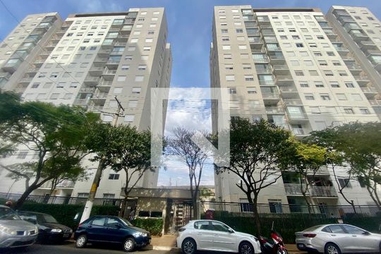 Fachada de apartamento para alugar com 2 quartos, 45m² em Belenzinho, São Paulo