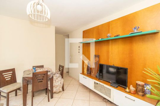 Sala de apartamento à venda com 3 quartos, 75m² em Irajá, Rio de Janeiro