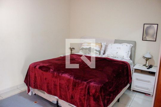 Quarto 1 de casa para alugar com 3 quartos, 190m² em Jardim Colombo, São Paulo