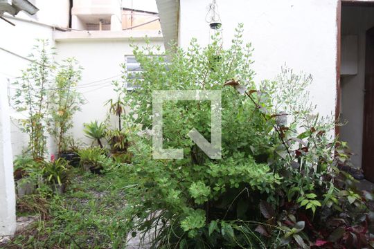 Jardim de casa à venda com 2 quartos, 150m² em Vila Bela, São Paulo