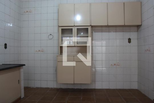 Cozinha de casa à venda com 2 quartos, 150m² em Vila Bela, São Paulo