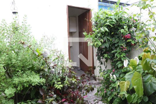 Jardim de casa à venda com 2 quartos, 150m² em Vila Bela, São Paulo