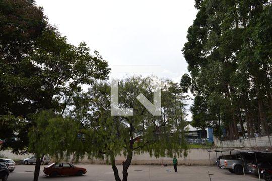 Garagem de apartamento à venda com 2 quartos, 54m² em Centro, Contagem