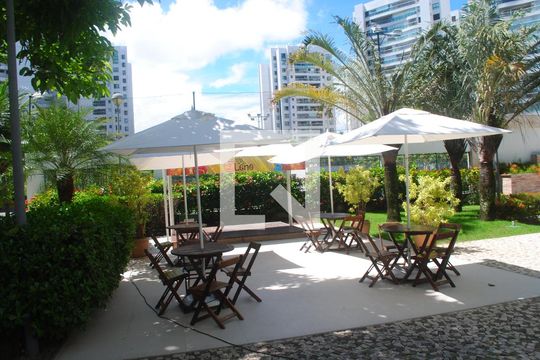 Área comum de apartamento para alugar com 5 quartos, 196m² em Patamares, Salvador