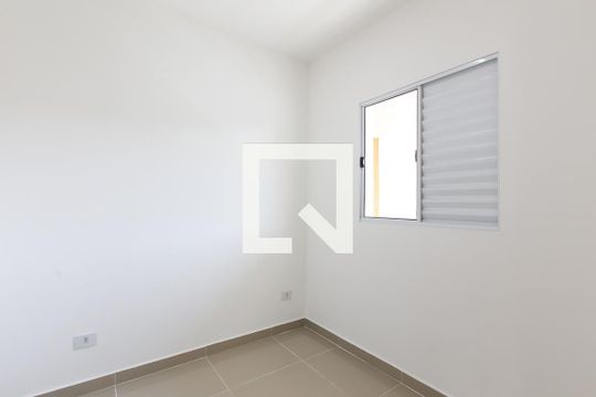 Quarto 1 de apartamento para alugar com 2 quartos, 43m² em Vila Santana, São Paulo