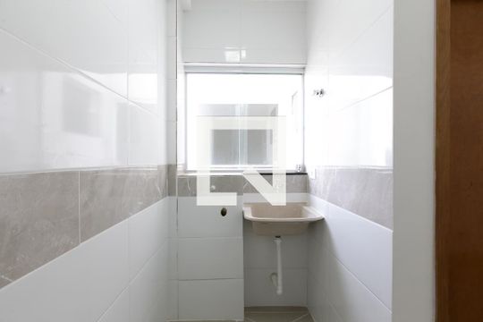 Área de Serviço de apartamento para alugar com 2 quartos, 43m² em Vila Santana, São Paulo