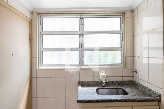Cozinha de apartamento à venda com 1 quarto, 38m² em Bosque da Saúde, São Paulo