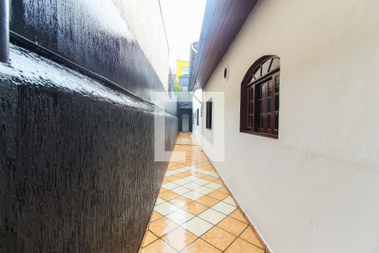 Corredor de casa à venda com 3 quartos, 200m² em Jardim Nossa Senhora do Carmo, São Paulo