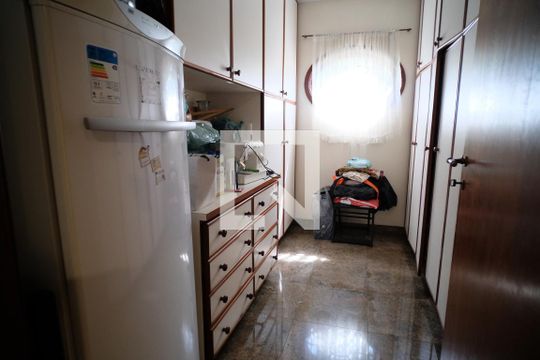 Cozinha de casa à venda com 5 quartos, 450m² em Vila Madalena, São Paulo
